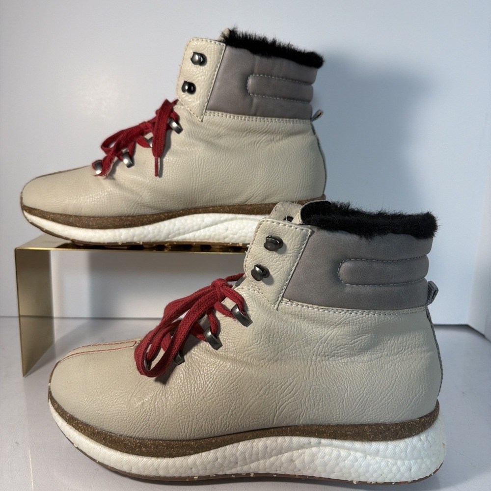 OTBT Buckly Vegan Hiking Boot Khaki (beige) Women Size 10 M Lace Up